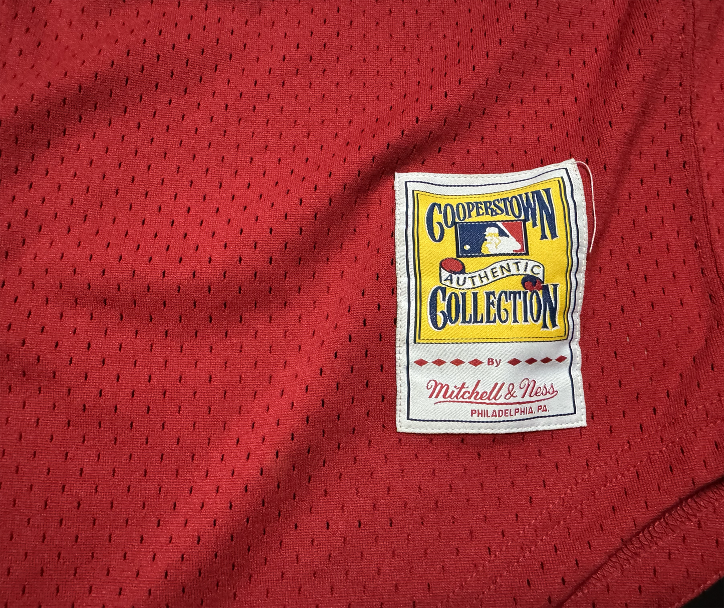 Ken Griffey Jr. Mitchell and Ness #30 2000 Jersey Size Large